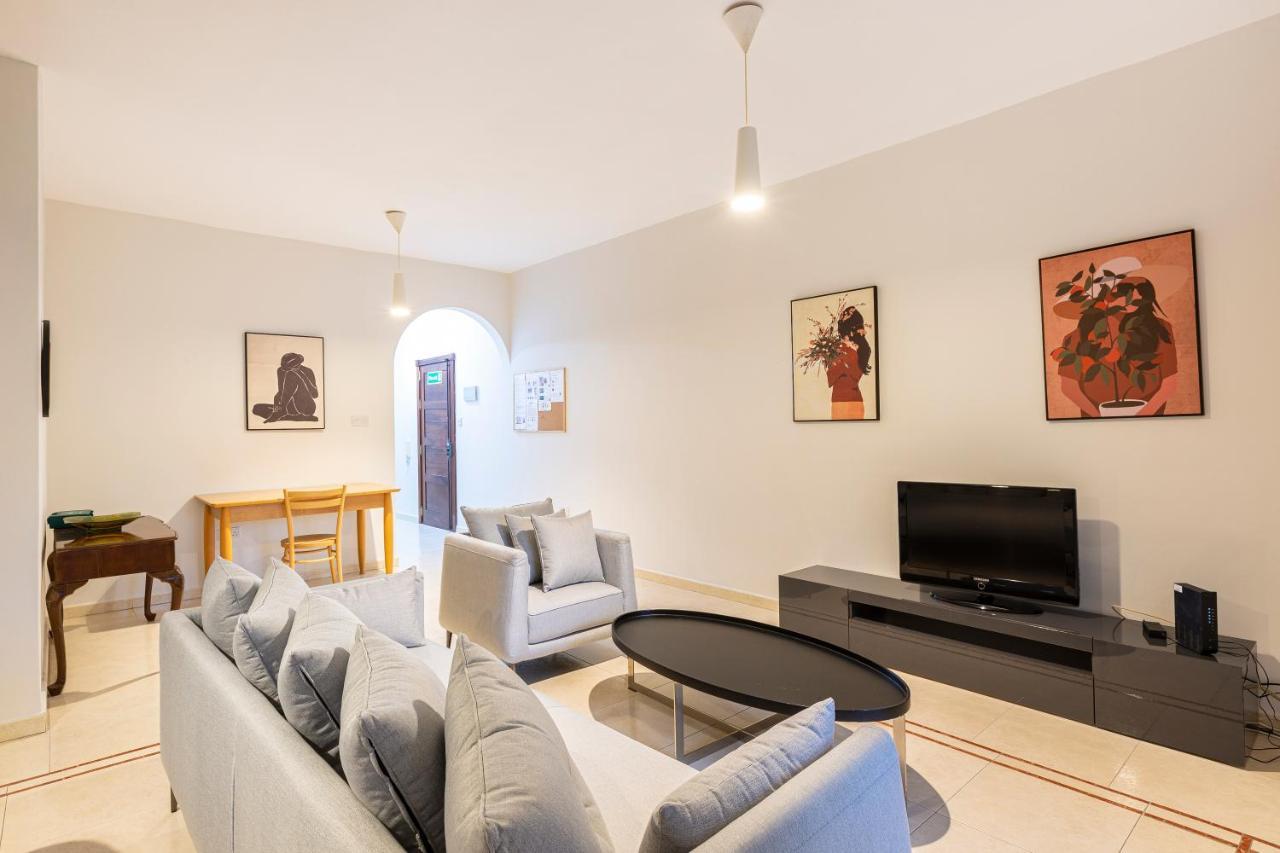Sliema Central Apartment Just Minutes From The Beach By Jl Экстерьер фото