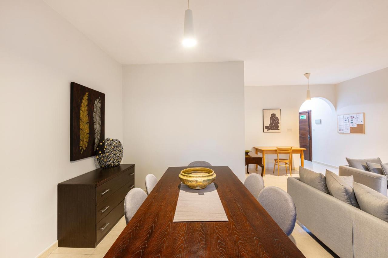 Sliema Central Apartment Just Minutes From The Beach By Jl Экстерьер фото