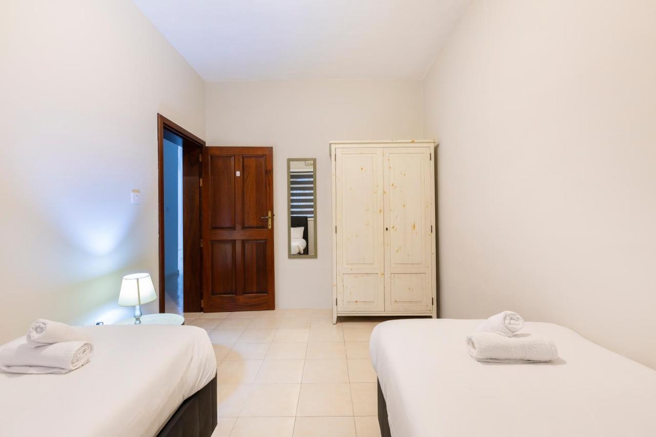 Sliema Central Apartment Just Minutes From The Beach By Jl Экстерьер фото